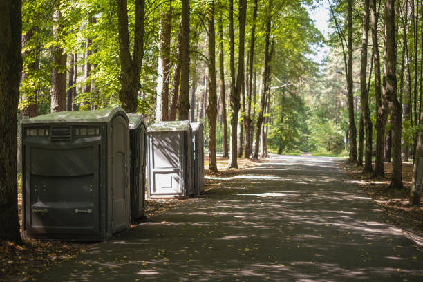 Portable Toilet Options We Offer in Lytle, TX